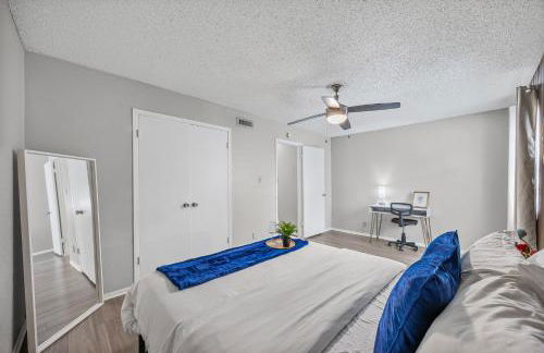 Cozy Modern Oasis near UT - Photo 11