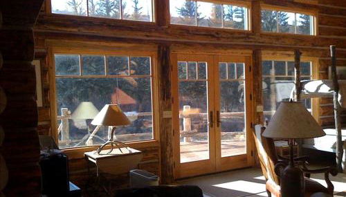 Rustic Riverside Cabin with Hot Tub in Dubois, Wyoming - Foto 2