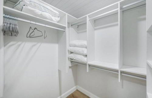 Salt & Sand on Catamaran - Photo 21