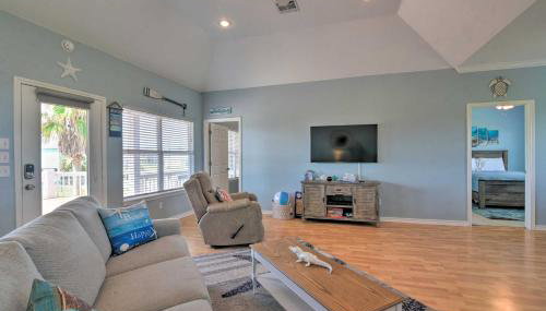 Deck and Grill Walkable Crystal Beach House! - Foto 5