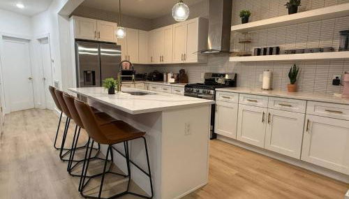 Modern 3BR Home | Chic & Cozy | 30 Min NYC Access - Foto 4, Other