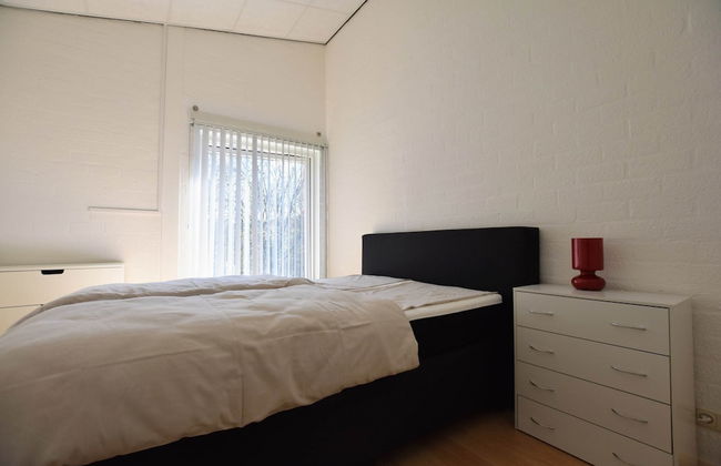 Luxury House in South Limburg Near Forest - Photo 16