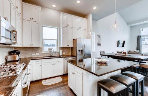 Fam Friendly 5 Bed Home Blocks To Pearl/Riverwalk! - Foto 22