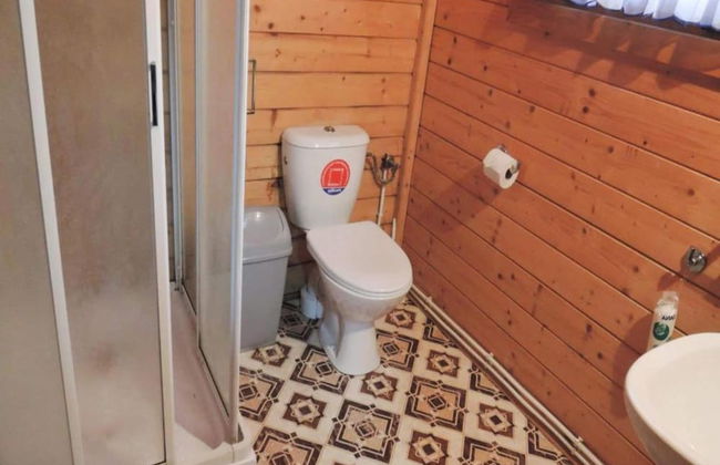 Bungalow Near Turquoise Lake and Baltic Sea - Photo 11