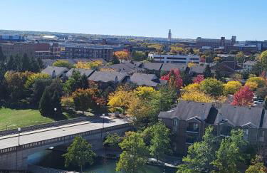 The Crimson Place, Free Indoor Parking - Foto 26