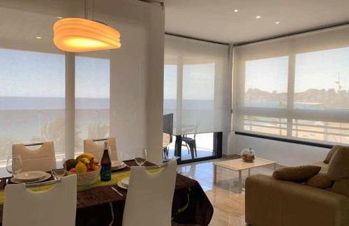 Apartamento de lujo en primera linea de playa - Foto 5