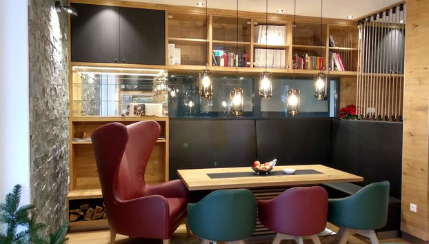 Coin salon dans le hall