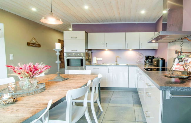 Great Holiday Home in Bastogne With Sauna - Foto 21