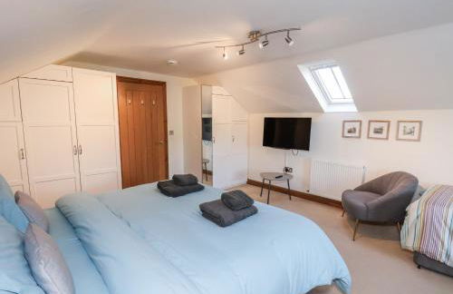 Chestnut Barn - Photo 32