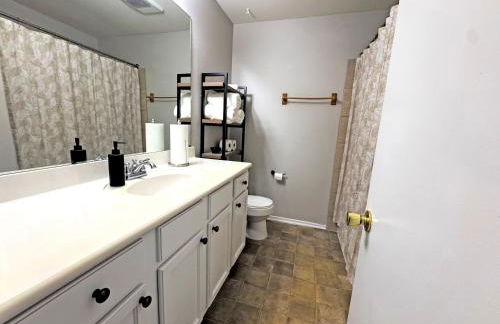 Cozy Stay in Bryan, TX - Foto 13