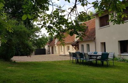 Maison Familiale proche Zoo de Beauval à Selles sur Cher GITE A l'Ombre du Saule - Foto 1