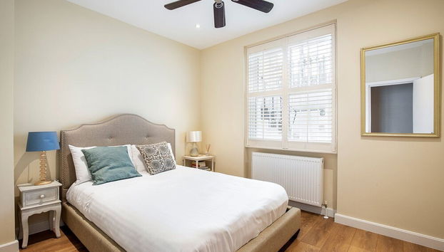 Elegant Two Bedroom Flat in Redcliffe Gardens - Foto 5, Habitación
