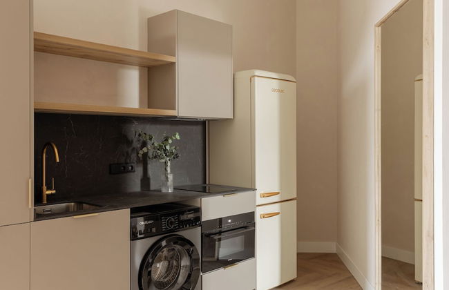 MH Apartments Central Valencia - Photo 20