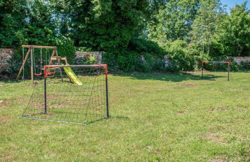 Villa Vala with a large yard near Pula - by Istrabook - Foto 18