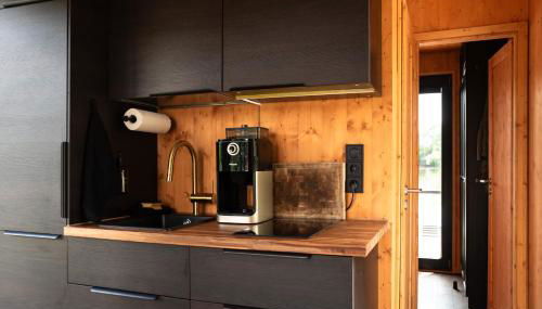 Tiny-Hausboot LIKEDEELER mit Dachterasse und Kamin - Foto 3