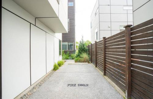 Stylish Urban Retreat w Rooftop Deck - Foto 43