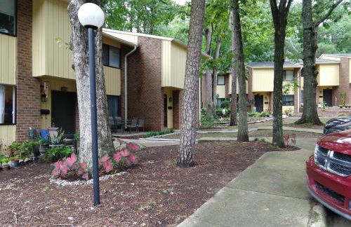 Exclusive Townhome - Central Raleigh Location - Foto 20