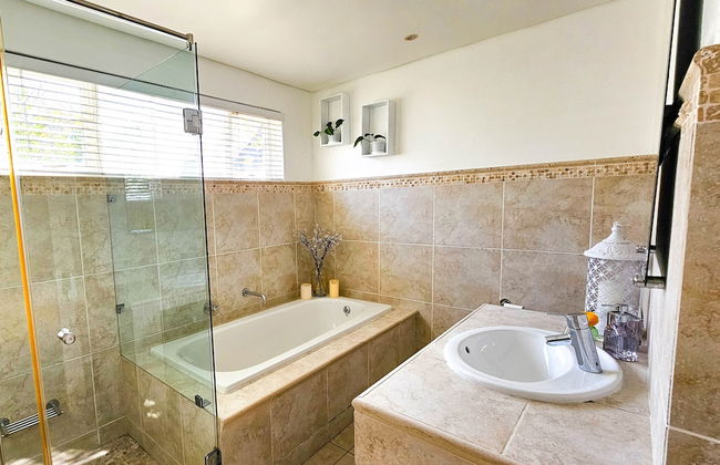 Cheerful Cottage set in Beautiful Garden - Foto 8