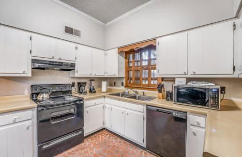 Near the Airport and Graceland Holmesdale Hideout - Foto 34