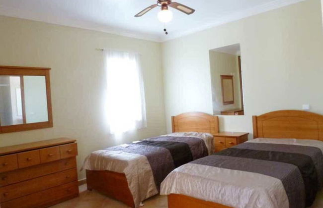 Modern Villa With Private Swimming Pool Close to Albufeira Old Village - Foto 1