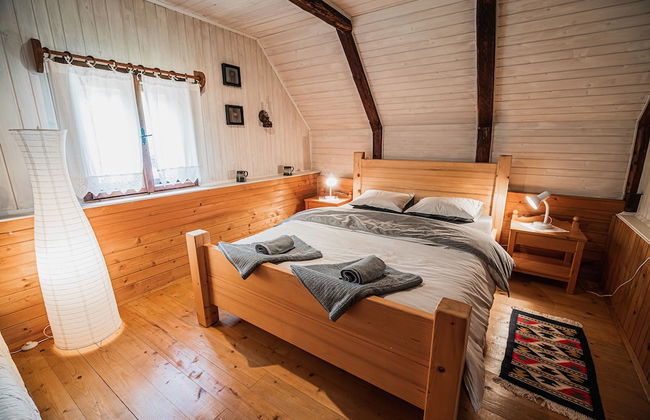 Postaja Mir in the Heart of Triglav National Park - Photo 2