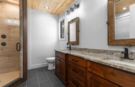 Blue Heron & Gray Fox by Avantstay 2 Lakefront Homes, Sleeps 44 Pool, Dock, Theater - Foto 134