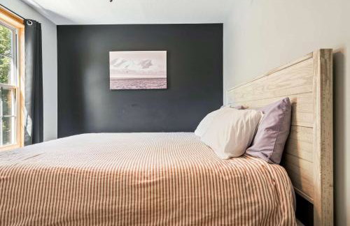 Lakefront Home with Private Beach Access & Hot Tub - Foto 68