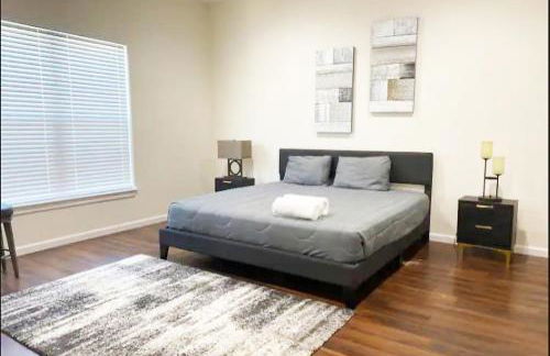 Lakeside mansion minutes to the lake - Foto 8