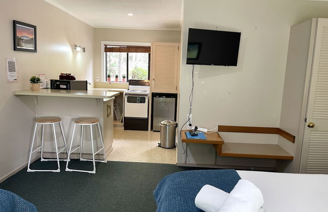 Motuoapa Bay Chalets - Photo 18