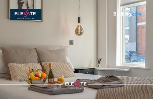 Last-Minute Specials l Limited-Time Deal l Sleeps Up To 6 Guest l Free Parking, Families, Business Stay l By Elevate Living Estates Short Lets & Serviced Accommodation Northampton - Photo 33