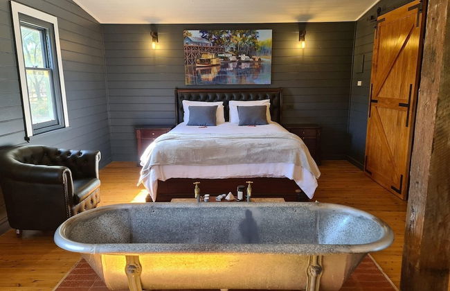 Murray River Spa Retreat - Photo 2