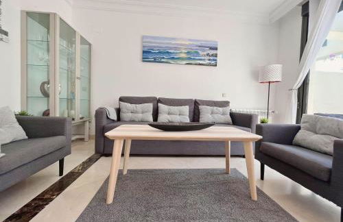 Casa Mila Roda Sleeps 4 with Pool - Foto 7