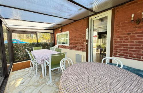 Maison de campagne lumineuse spacieuse dans impasse au calme a proximité d'un chateau deux vérandas grand jardin cabane pour vélos, pres Port en Bessin et Bayeux, proche plages du débarquement - Foto 30