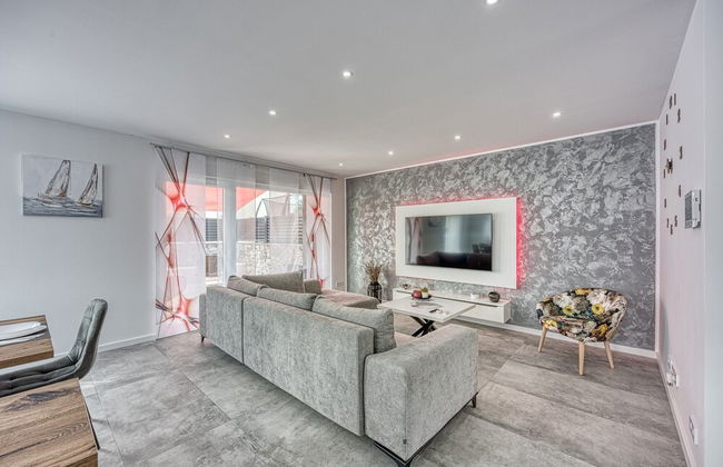 Peaceful Blooming Villa With Pool - Foto 13