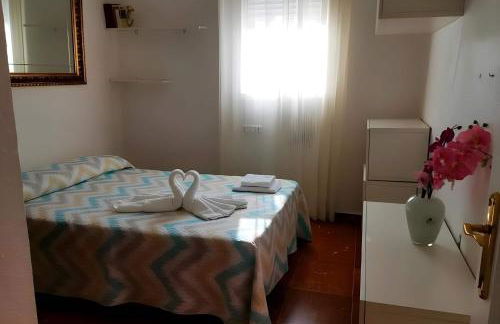 Chalet de Lujo con Piscina Privada cerca de Sevilla - Foto 15