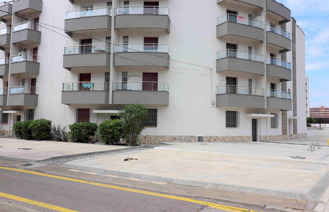 Apartment in Roses on the Beachfront - Photo 14