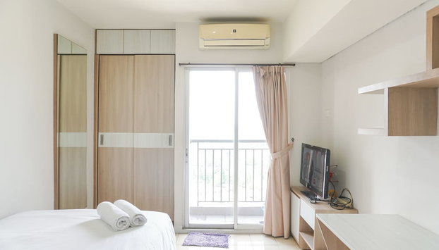 Modern Look And Homey Studio Serpong Greenview Apartment - Foto 4, Habitación