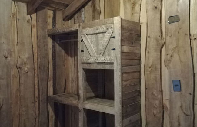 Wonderful Rustic Cabin 2, With Native Logs, on the Banks of the Trancura River - Foto 2