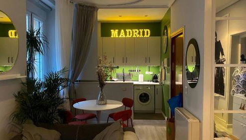 DISFRUTA del Barrio de las Letras Tu segundo hogar en Madrid - Photo 4