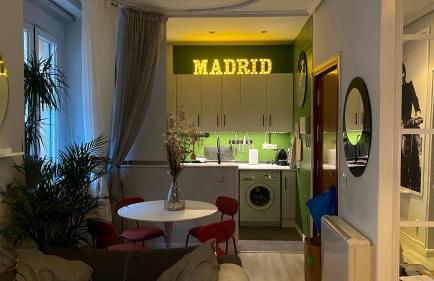 DISFRUTA del Barrio de las Letras Tu segundo hogar en Madrid - Photo 4