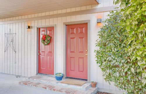 Airy Fortuna Apartment with Deck! - Foto 25