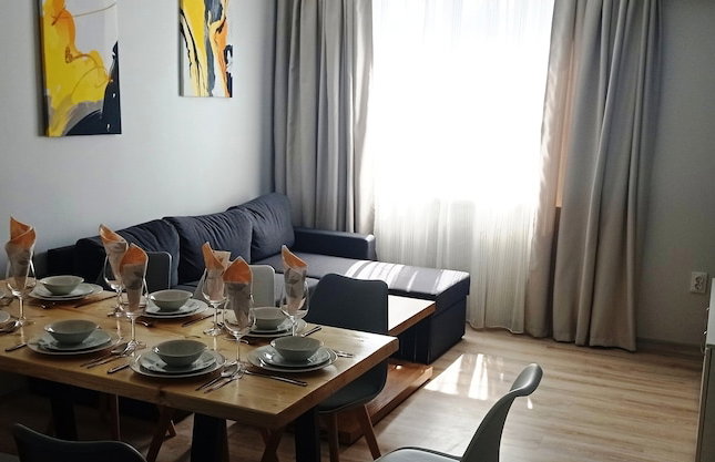 SEA Holisays -4 Rooms Apartment, Burgas, Bulgaria - Foto 1
