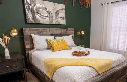 Upscale Ybor House with Outdoor Living Space - Photo 8