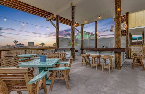 Large 5bd Hot Tub w Ocean View, Firepit & Gameroom - Foto 7