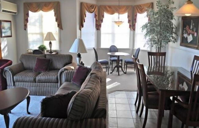 Luxury Mountain Getaways - Photo 11