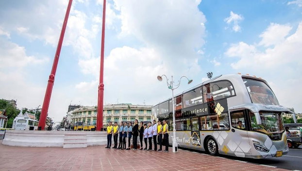 Michelin Food & 20 Landmarks Double-Decker Tour in Bangkok - Foto 2