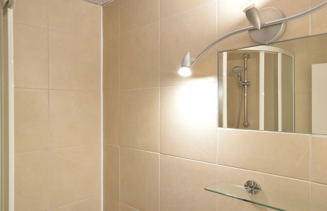 Luxury Holiday Home With Sauna - Photo 50