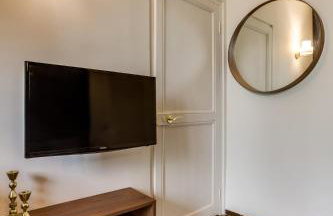 CASA NISSARTE - Central near Train station - PARKING - confort & cosy- AC - Foto 11