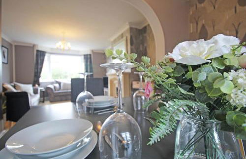 Queens Road - Luxury Spacious Home in Chester - Photo 37