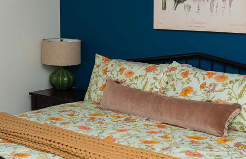 Stylish Getaway with Hot Tub-Near Downtown Indy-Family Friendly - Foto 54